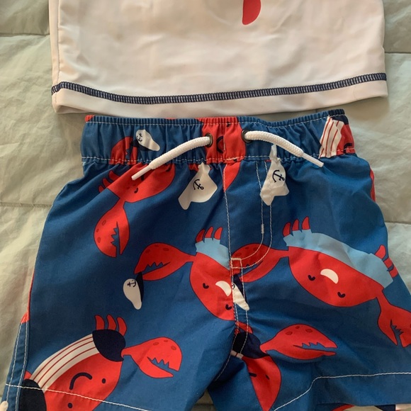 🦀 Crab baby boy two piece bathing suit set. 9 months. EUC.🦀 - Picture 2 of 7